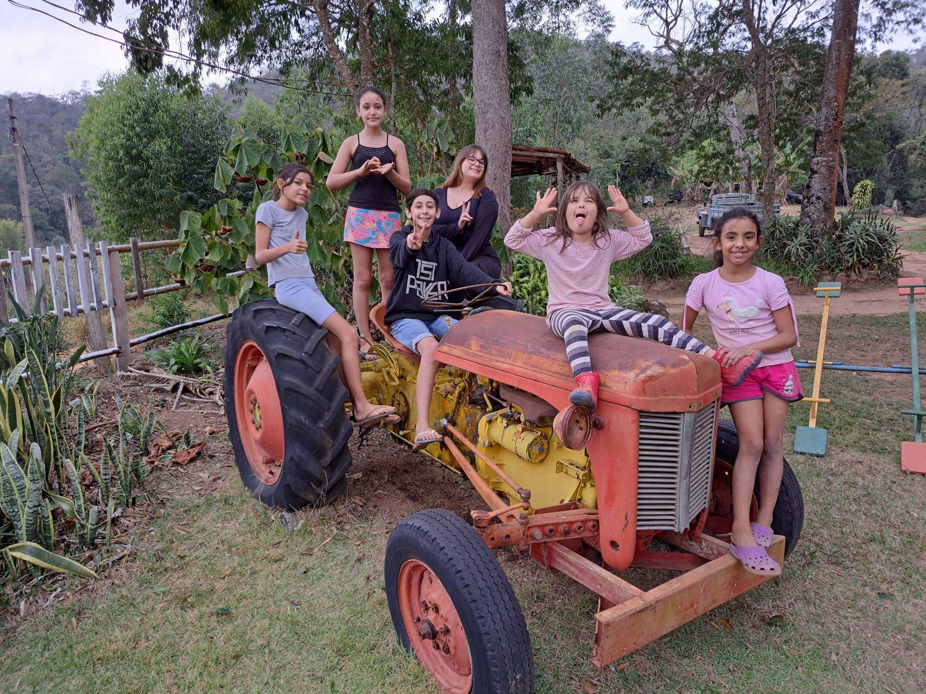 Foto da família no sítio